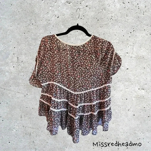 ~Zara~ Top - Large - Picture 2 of 4